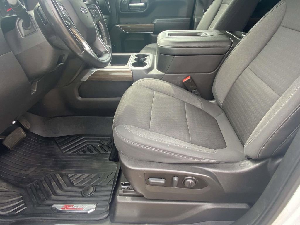 Used 2021 Chevrolet Silverado 1500 RST image 17