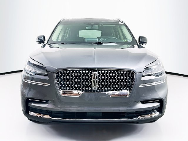 Certified 2022 Lincoln Aviator Reserve w/ Elements Package Plus AWD/4WD image 2