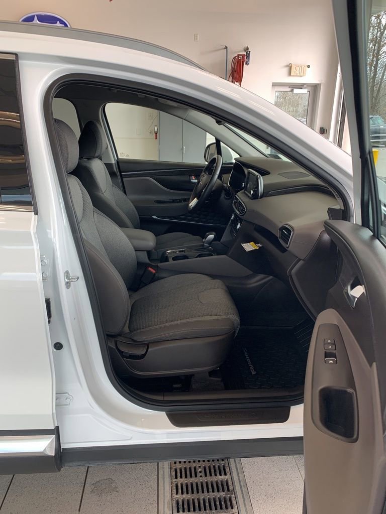 Used 2019 Hyundai Santa Fe SEL image 21