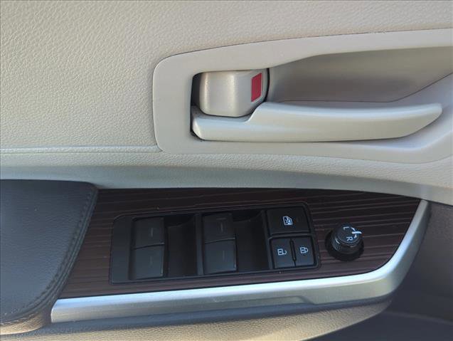 Certified 2021 Toyota Sienna LE image 10