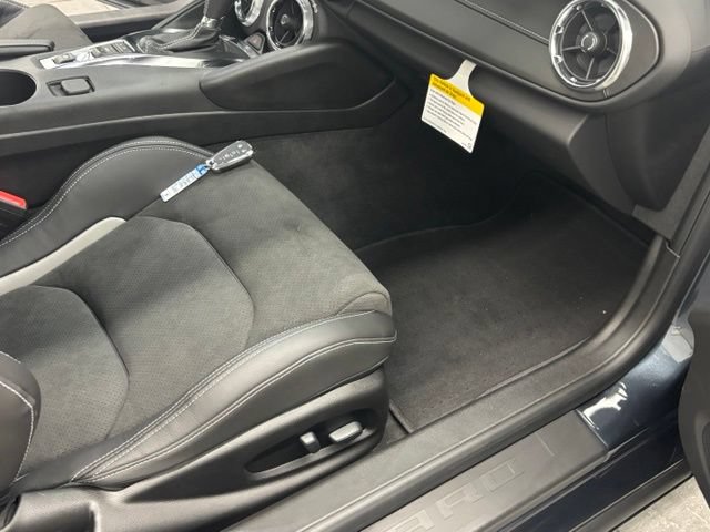 Used 2022 Chevrolet Camaro SS RWD image 33