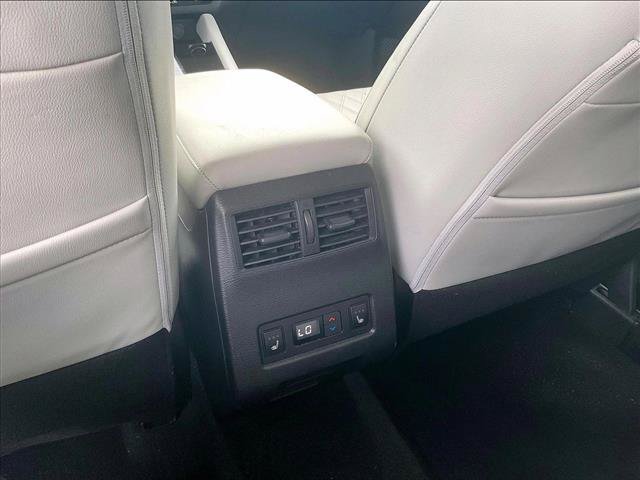 Used 2024 Mitsubishi Outlander SEL FWD image 25