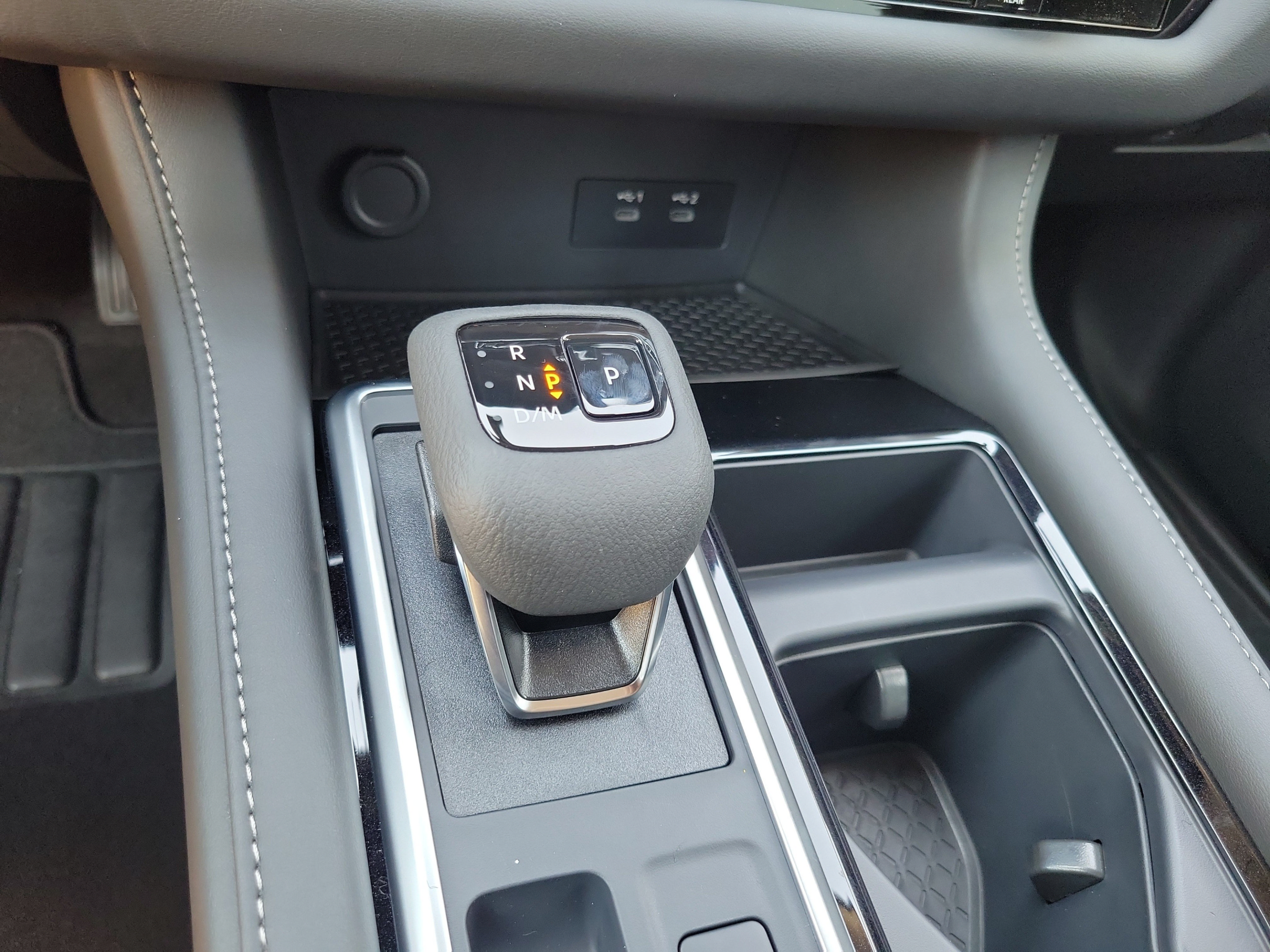New 2026 Nissan Pathfinder SV w/ Cargo Package FWD image 29