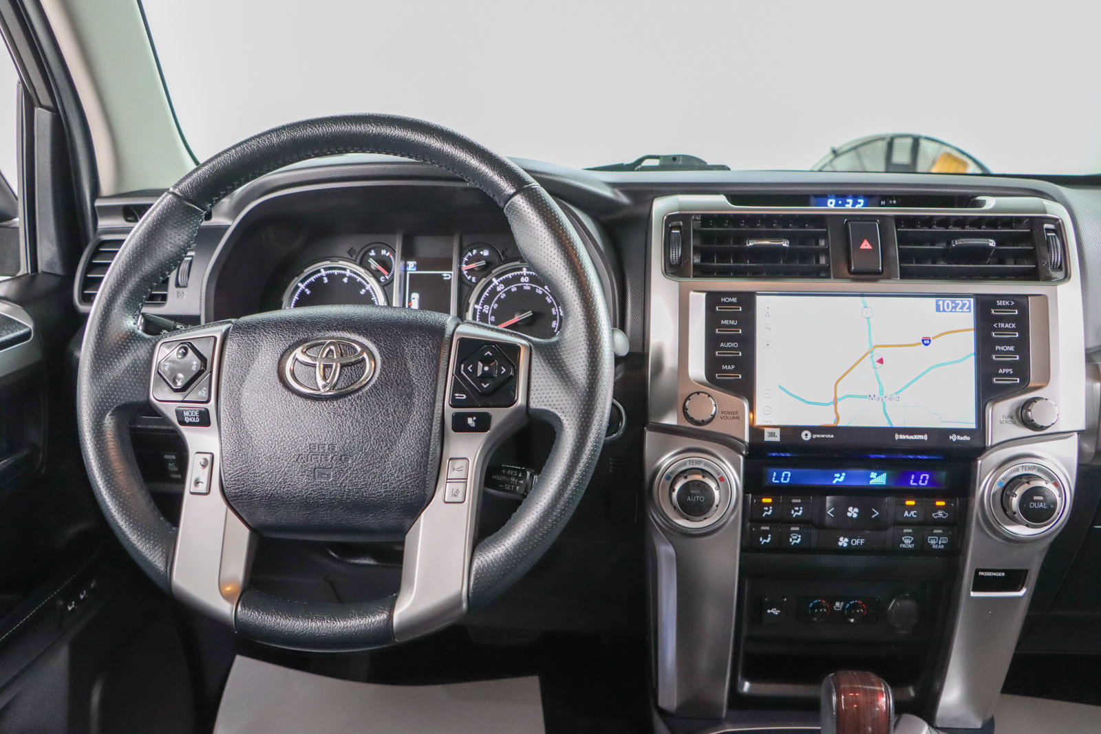 Used 2022 Toyota 4Runner Limited AWD/4WD image 17