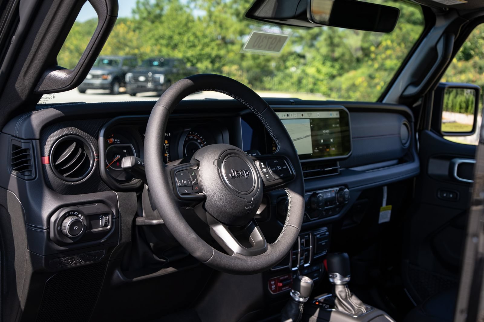 New 2027 Jeep Wrangler Unlimited Rubicon AWD/4WD image 24