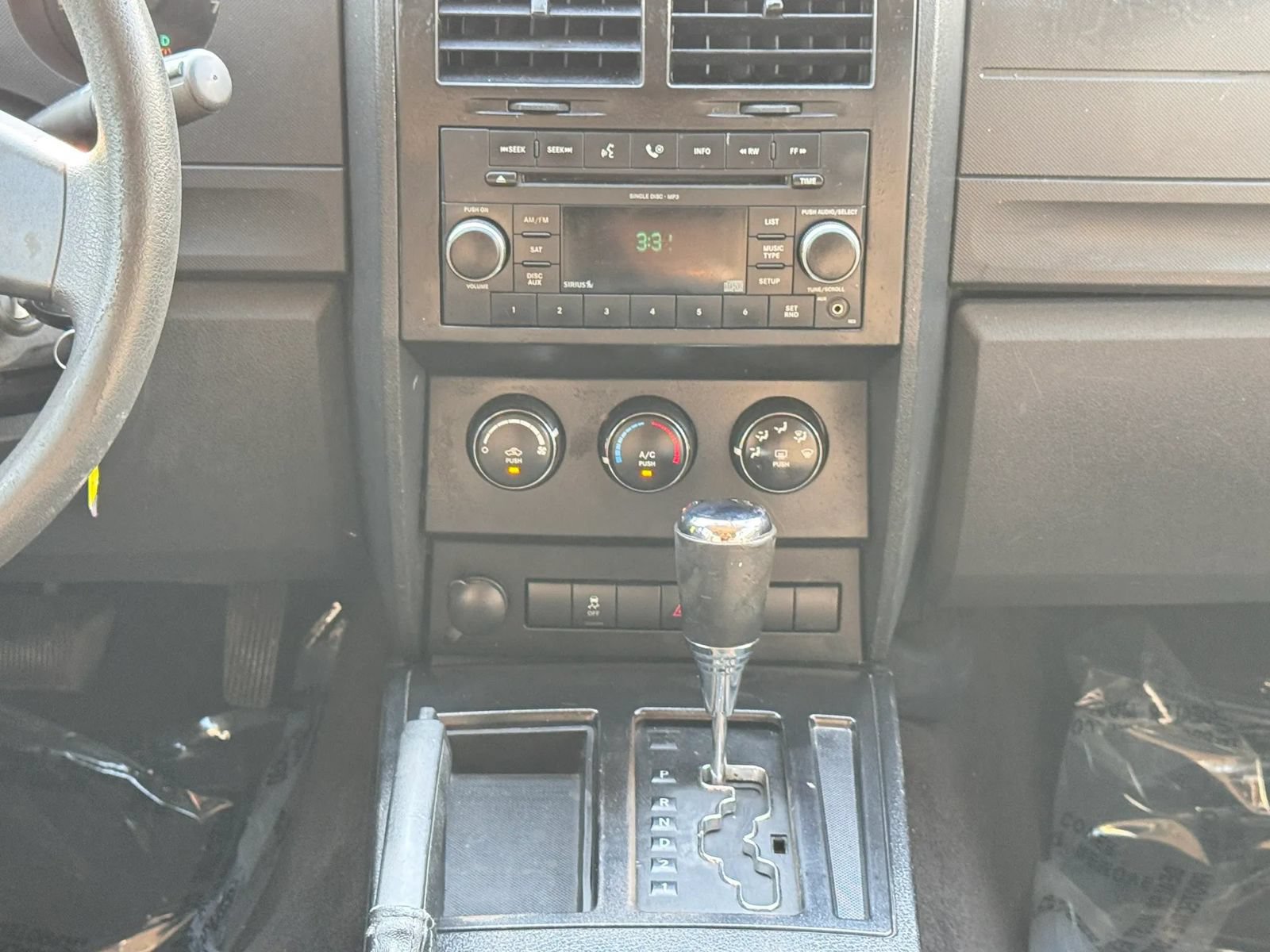 Used 2011 Dodge Nitro Heat RWD image 21