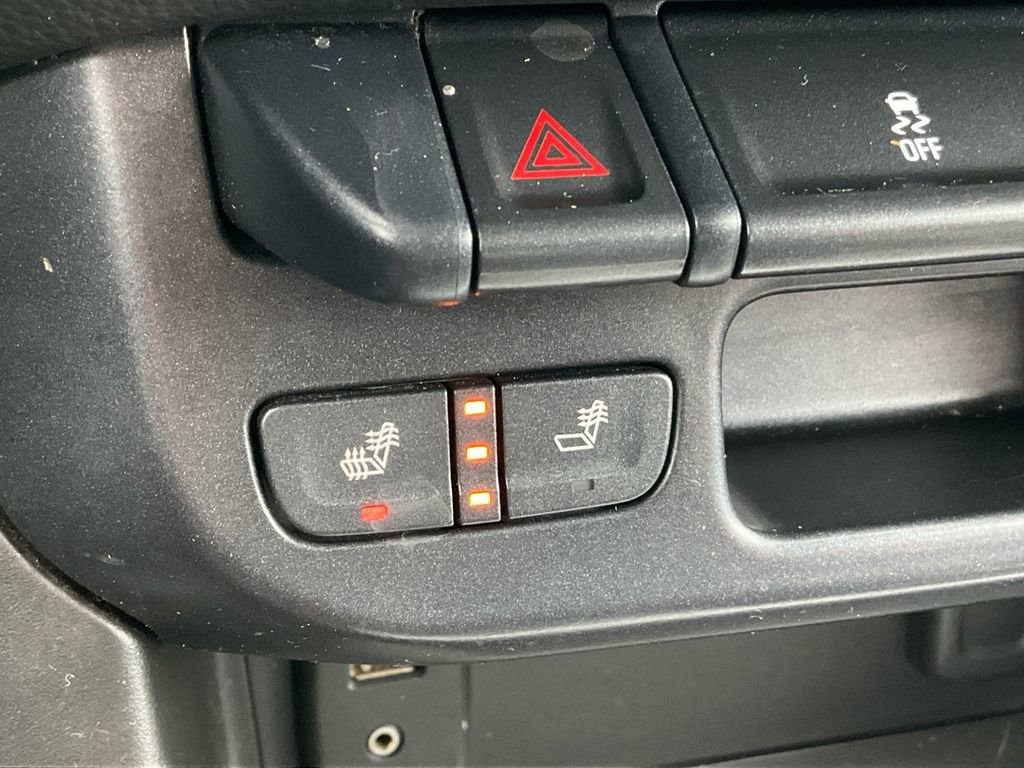 Used 2015 Chevrolet Colorado LT w/ Luxury Package image 21