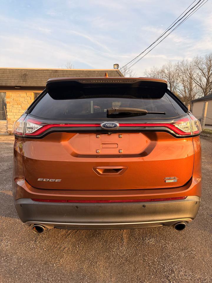 Used 2017 Ford Edge SEL w/ Equipment Group 201A AWD/4WD image 4