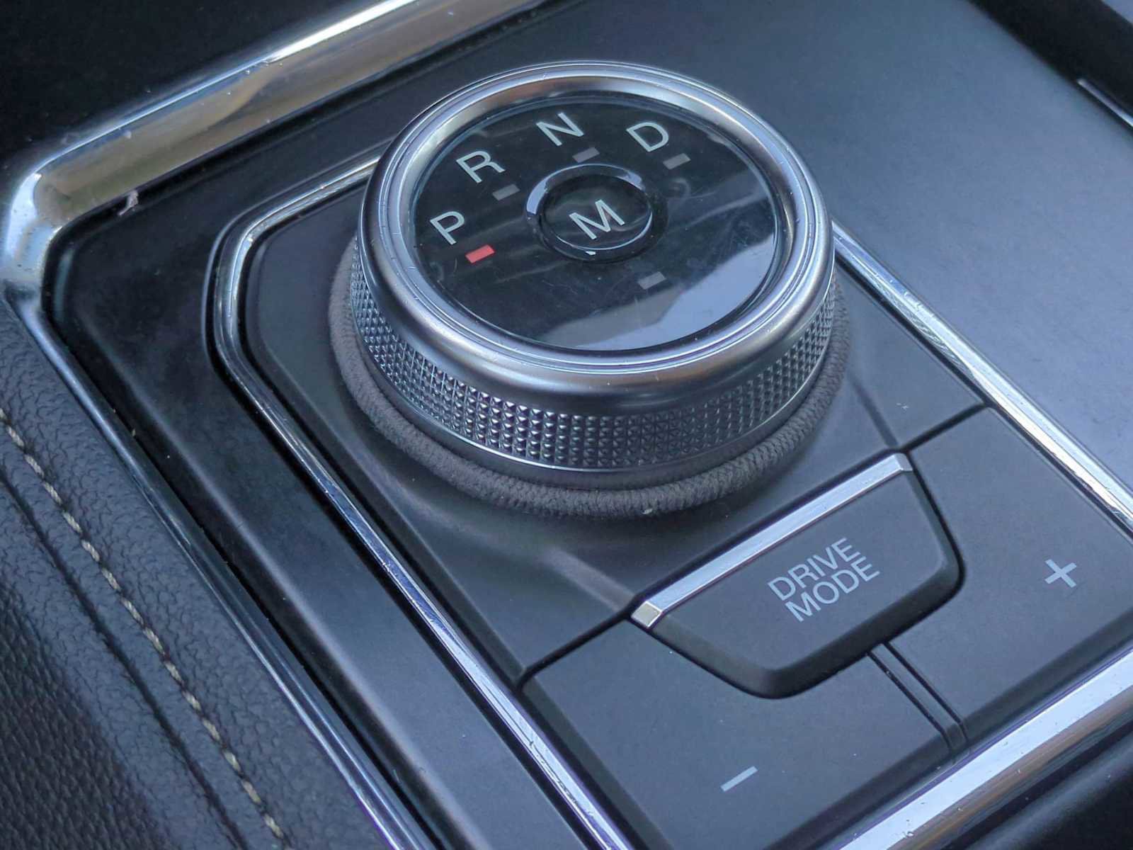 Used 2024 Ford Expedition XLT RWD image 16