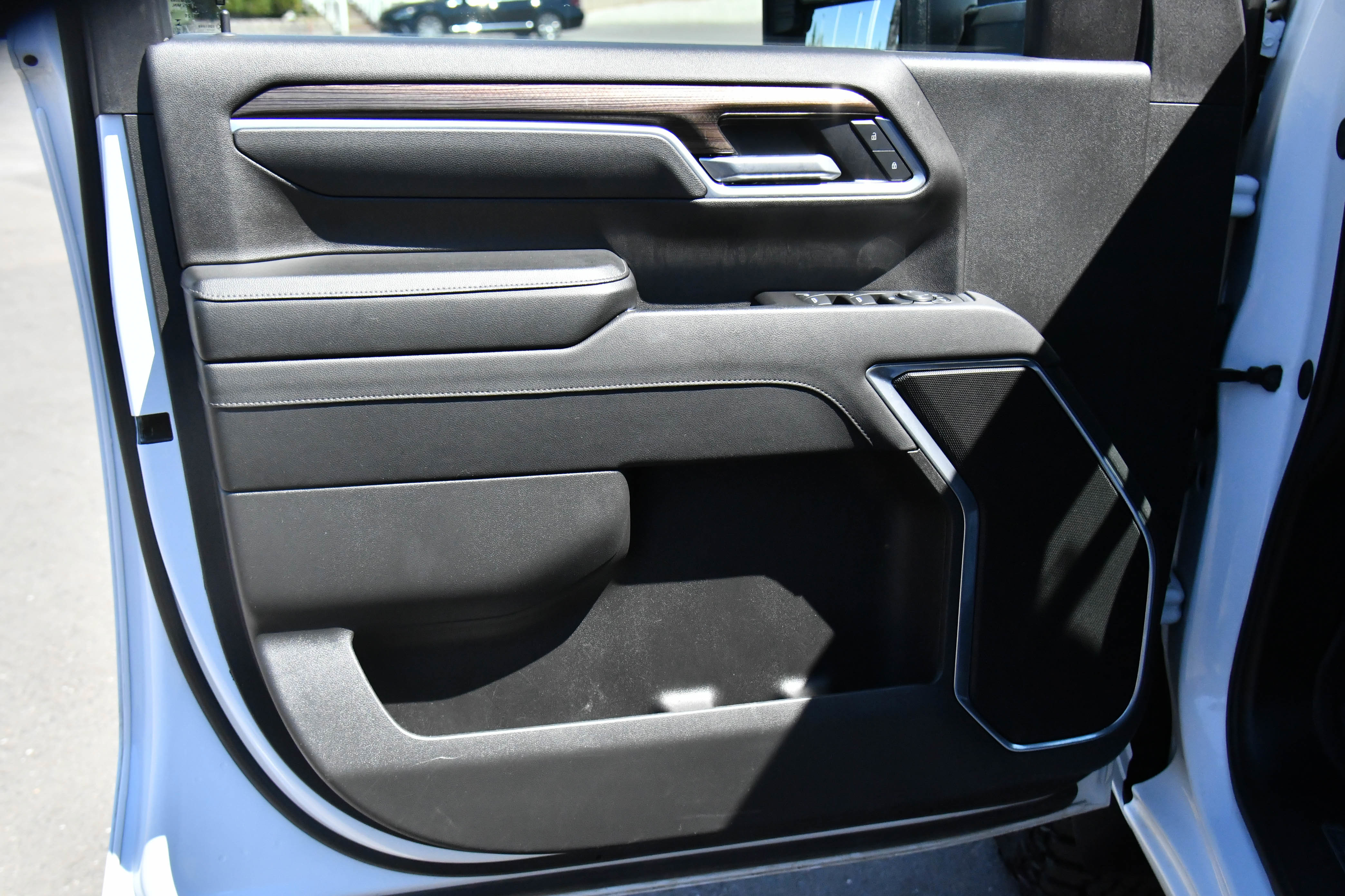 Used 2025 Chevrolet Silverado 2500 LT image 16