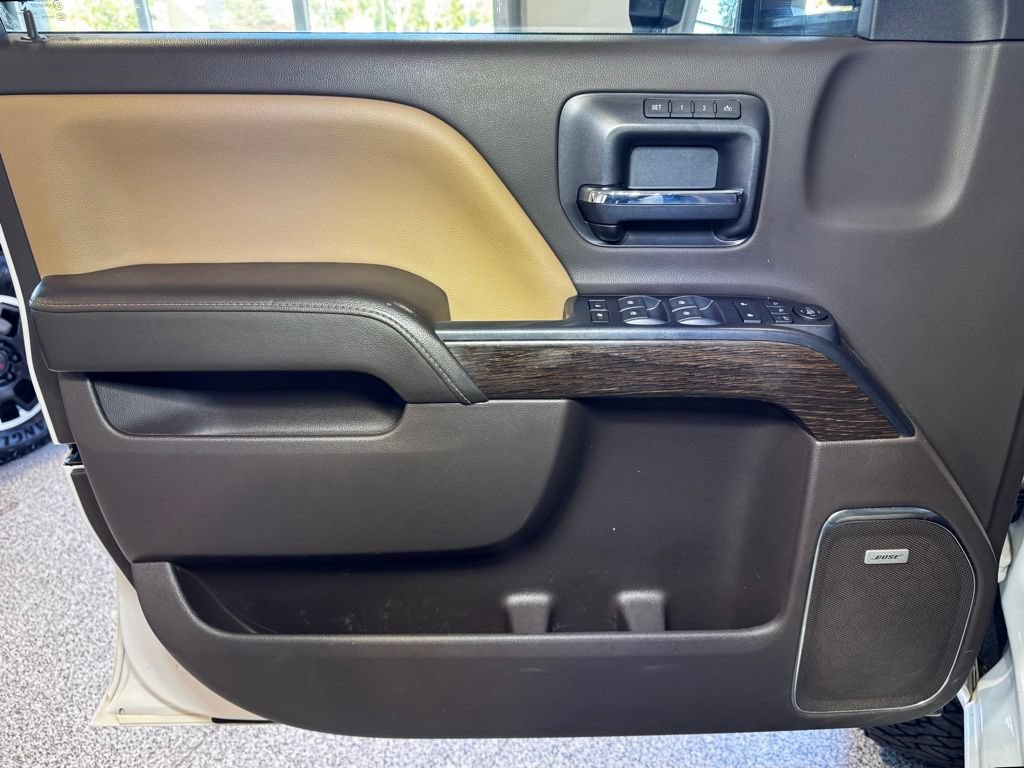Used 2019 GMC Sierra 2500 Denali w/ Duramax Plus Package AWD/4WD image 21