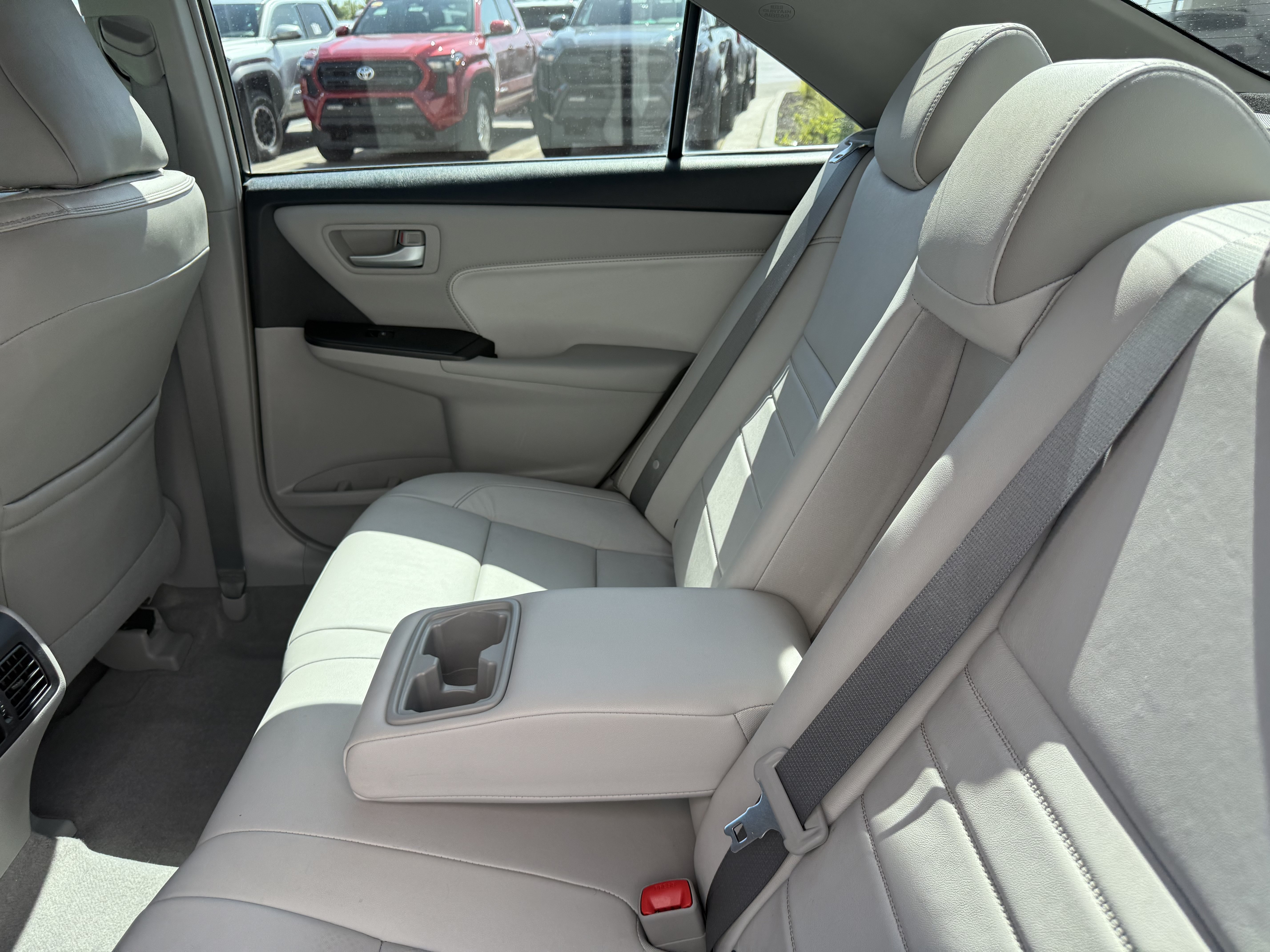Certified 2017 Toyota Camry XLE w/ Moonroof Package FWD image 16
