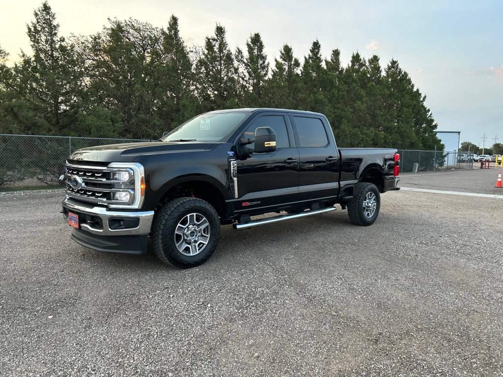 Used 2025 Ford F250 Lariat AWD/4WD image 1