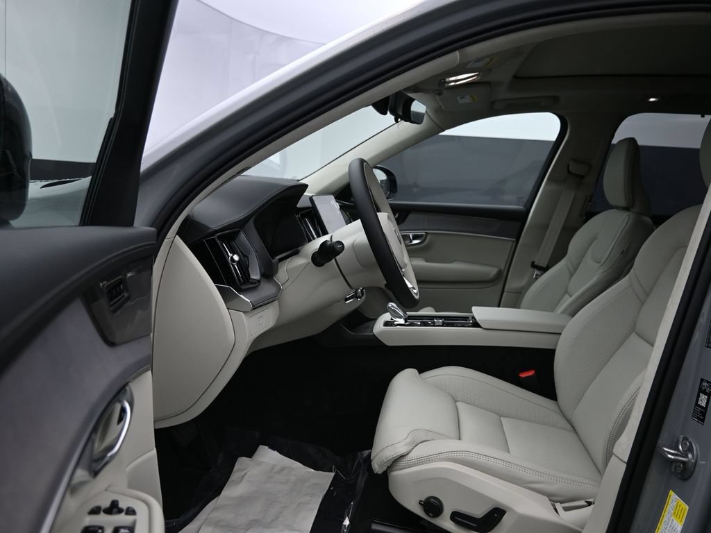 New 2026 Volvo XC90 B6 Ultra w/ Lounge Package AWD/4WD image 11