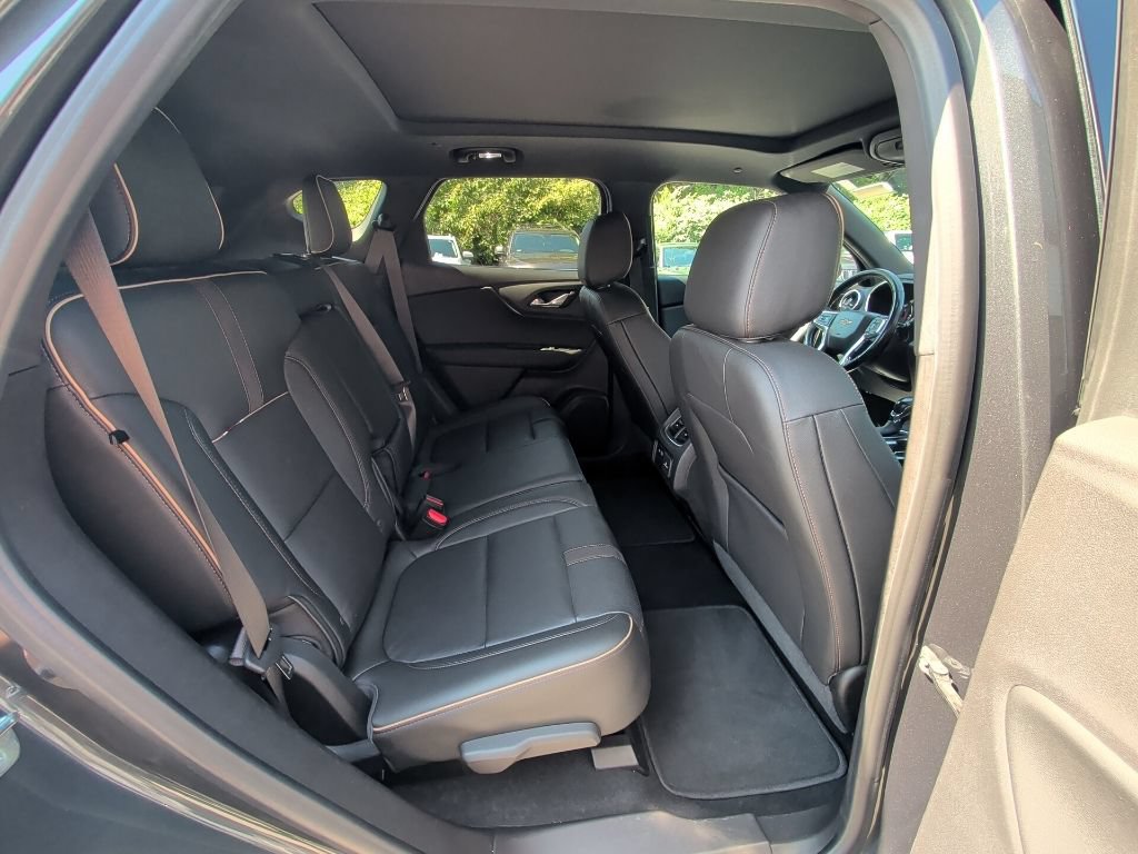 Used 2019 Chevrolet Blazer Premier w/ Sun and Wheels Package AWD/4WD image 14