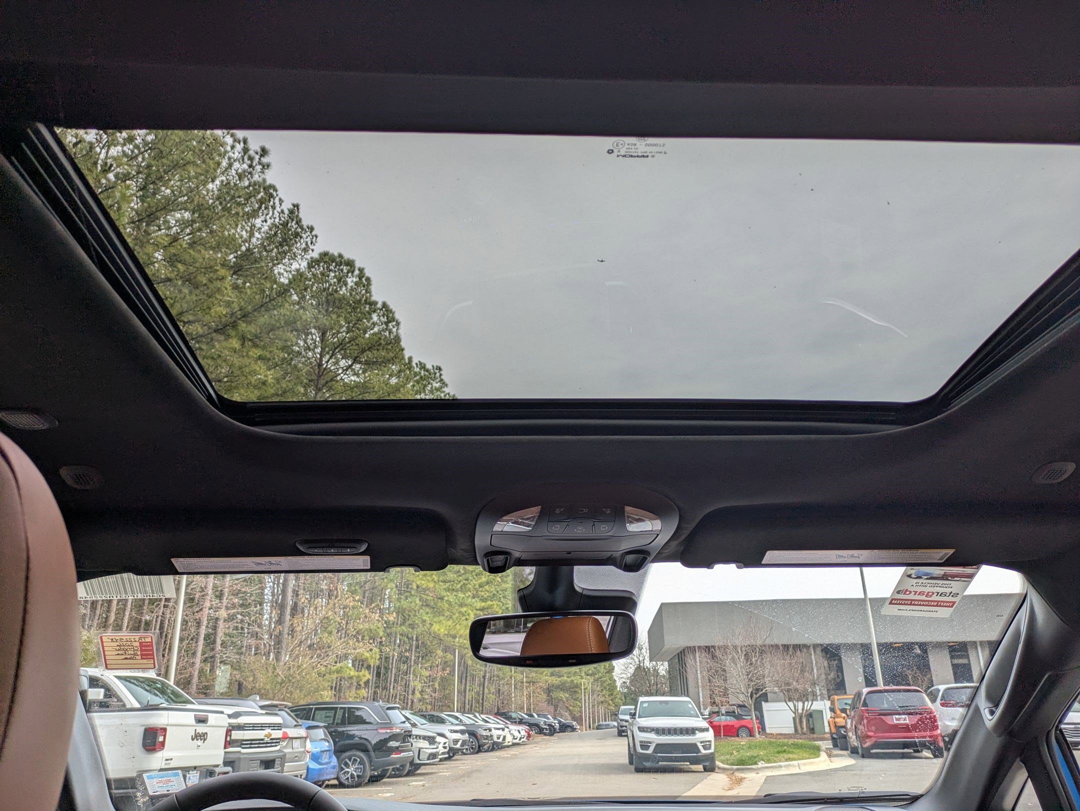 New 2026 Chrysler Pacifica Pinnacle image 25