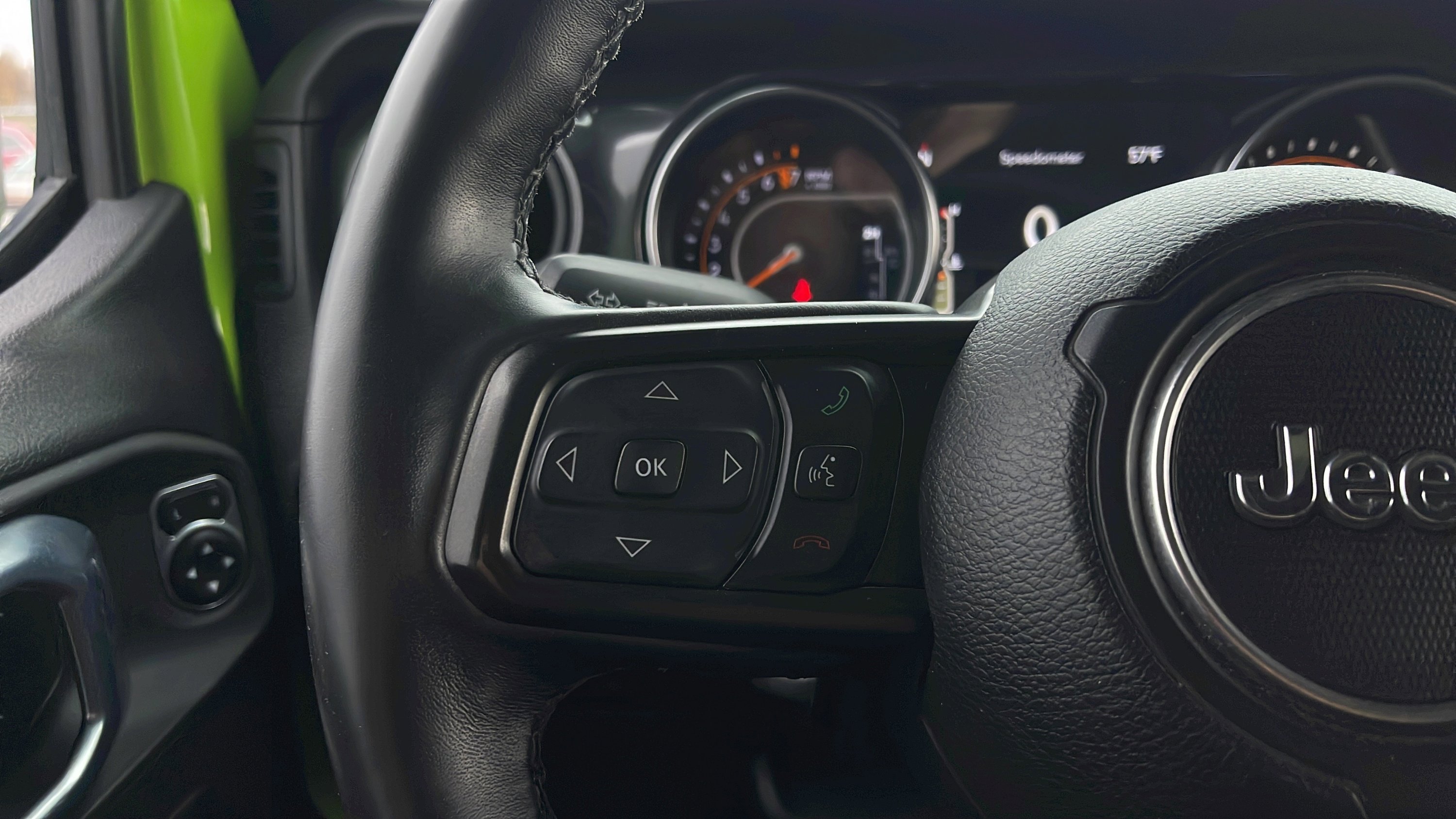 Used 2021 Jeep Gladiator Sport image 11