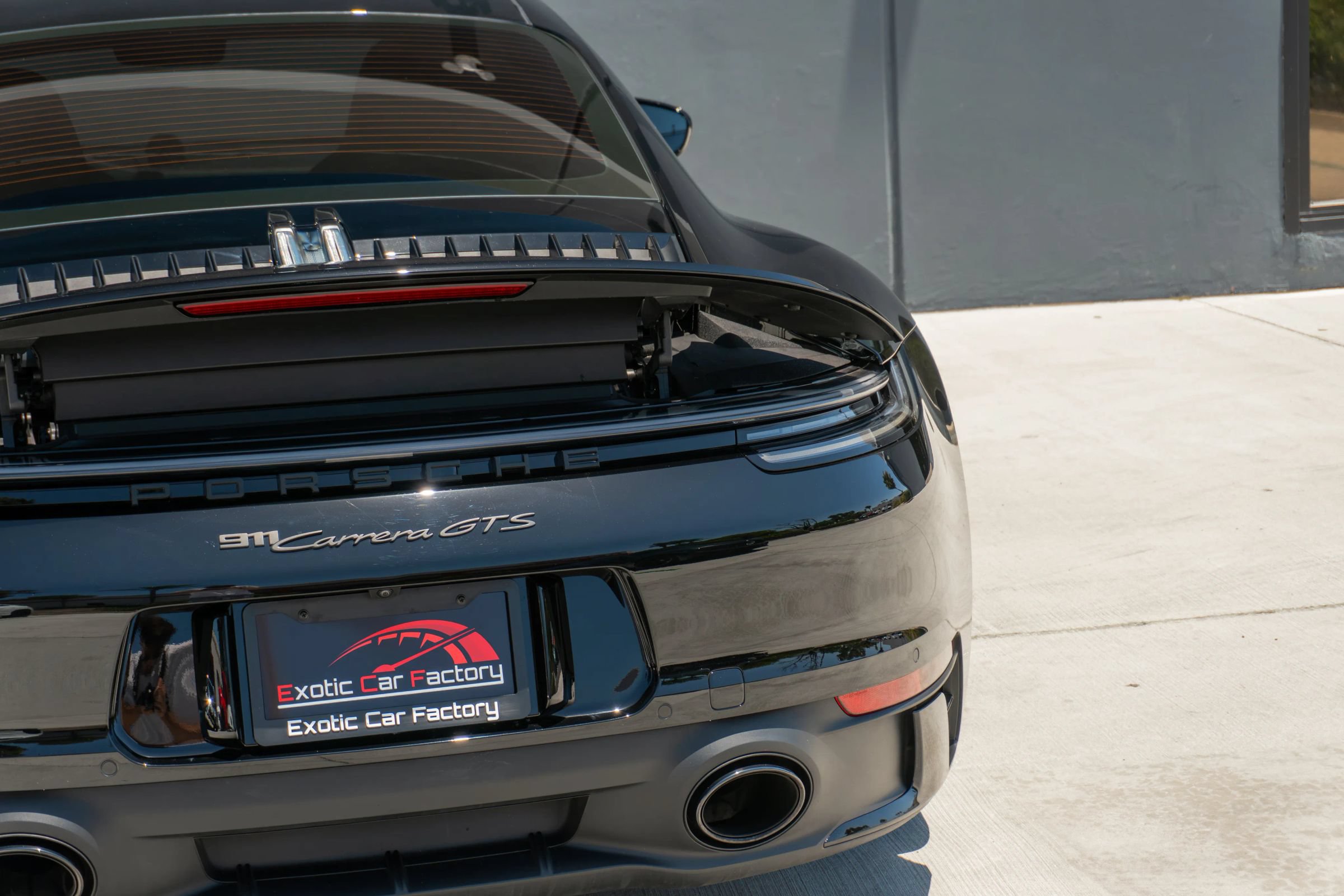 Used 2024 Porsche 911 Carrera S RWD image 42