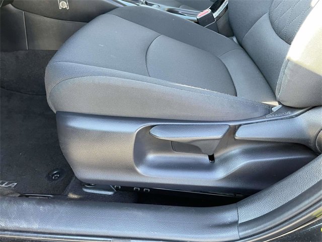 Used 2022 Toyota Corolla LE image 20