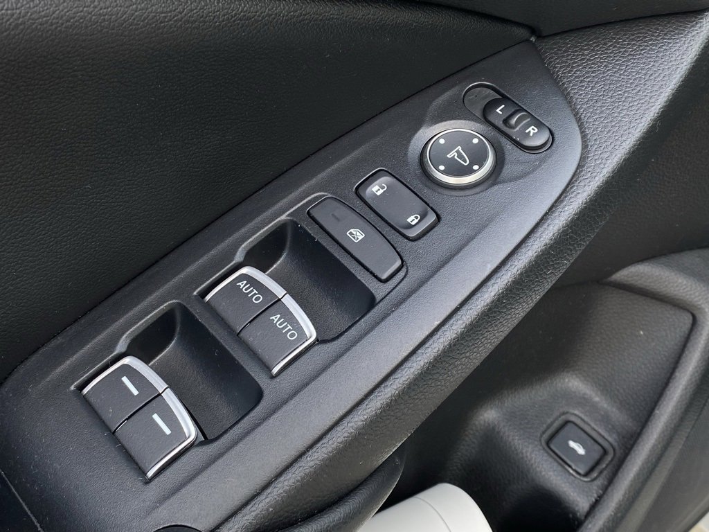 Used 2022 Honda Accord Touring image 19