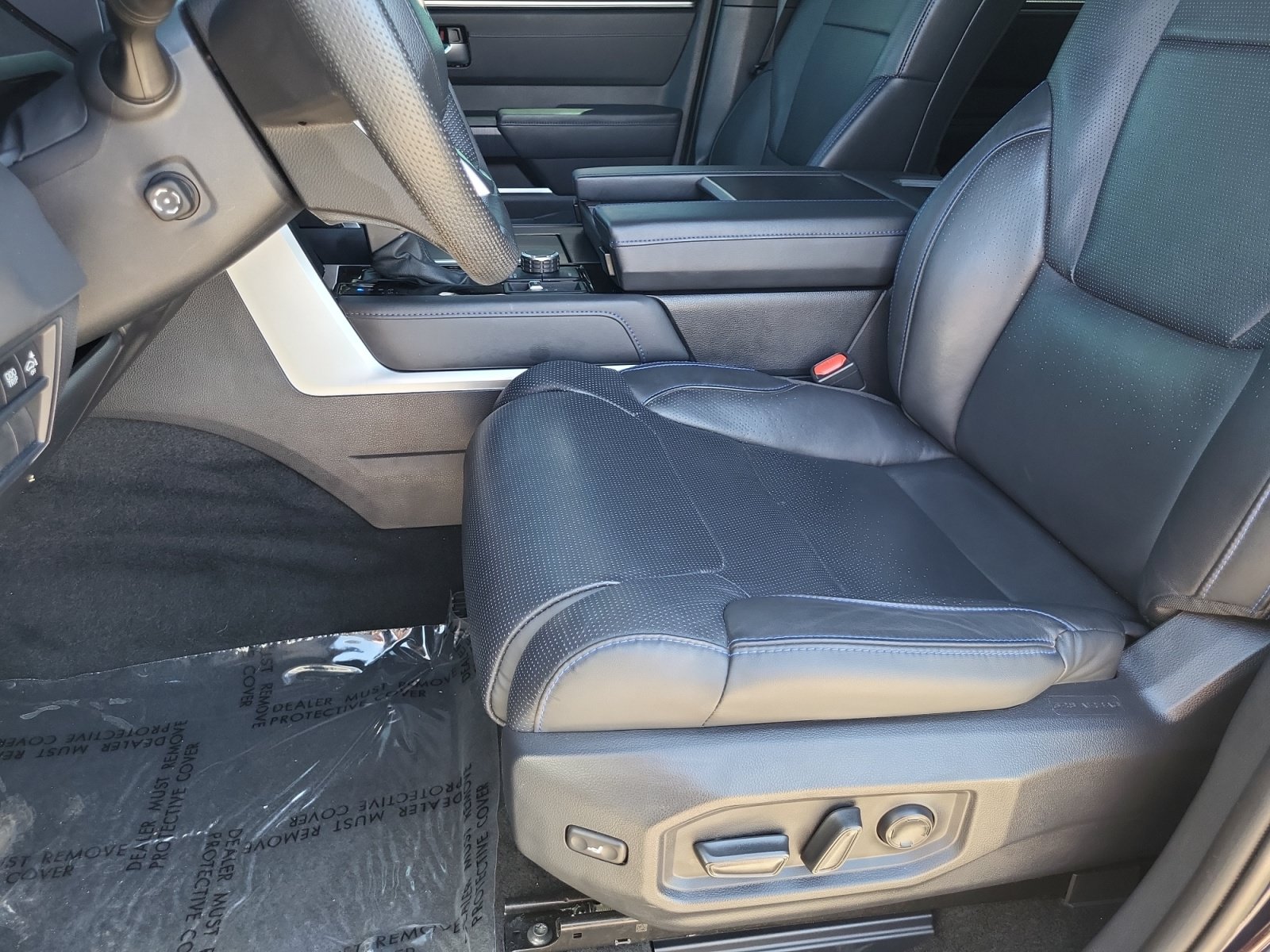 Used 2024 Toyota Tundra Platinum w/ TRD Off-Road Package AWD/4WD image 20
