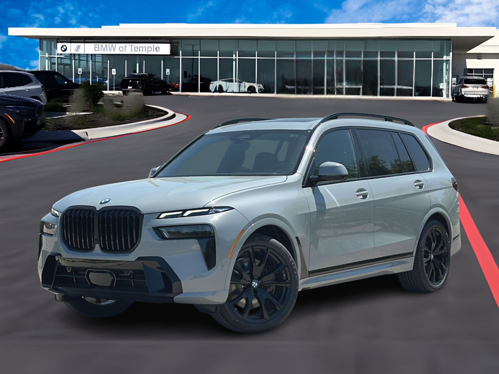 New 2025 BMW X7 xDrive40i w/ M Sport Package