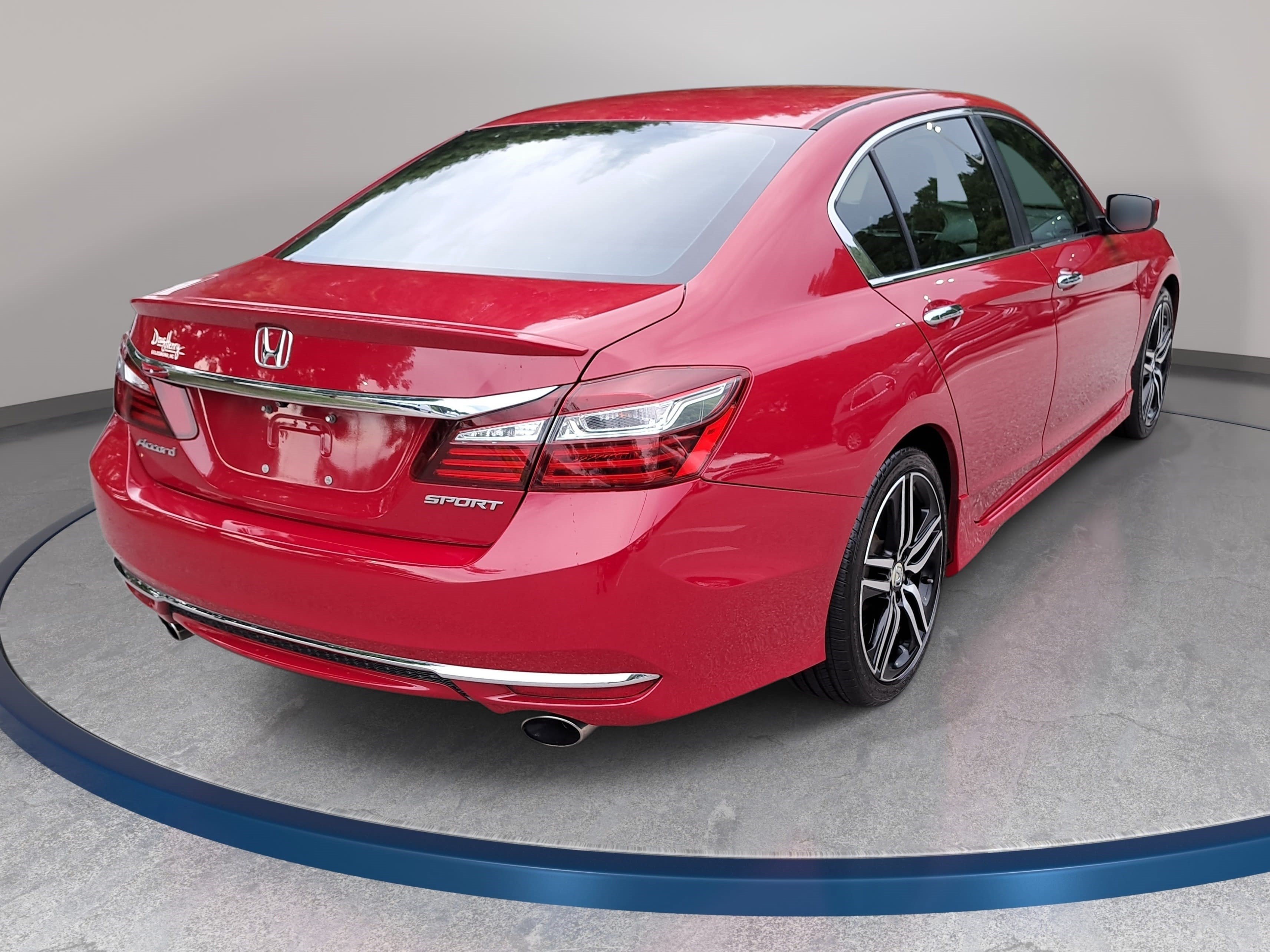 Used 2017 Honda Accord Sport image 5