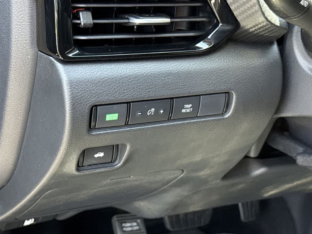 Used 2024 Nissan Sentra SV w/ All-Weather Package FWD image 14