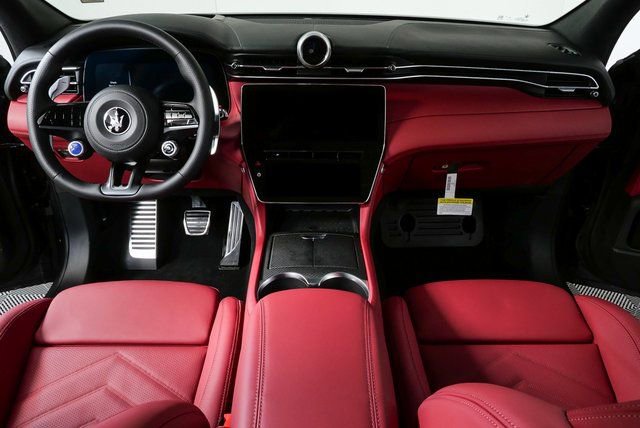 New 2026 Maserati Grecale Folgore AWD/4WD image 19