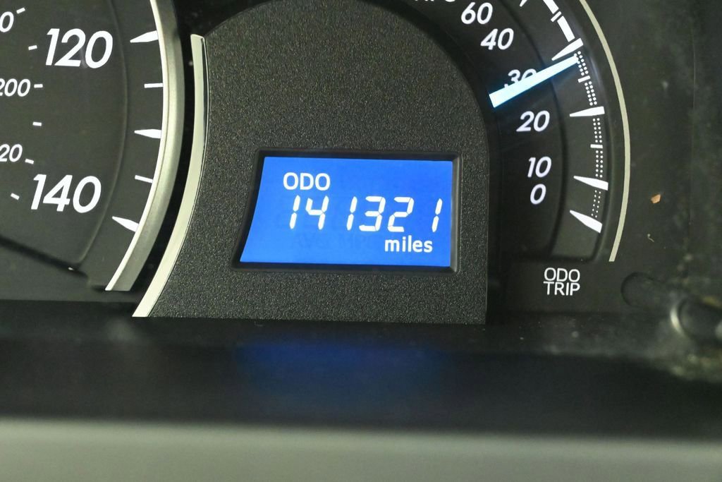 Used 2014 Toyota Camry LE FWD image 16