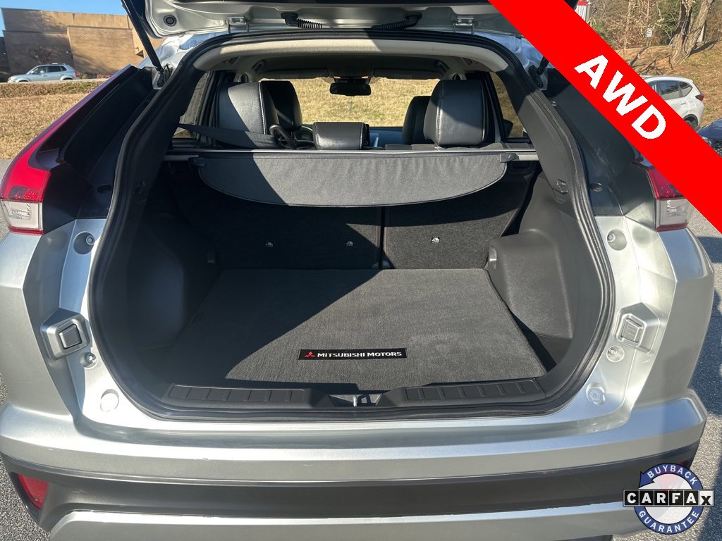 Used 2022 Mitsubishi Eclipse Cross SE image 9