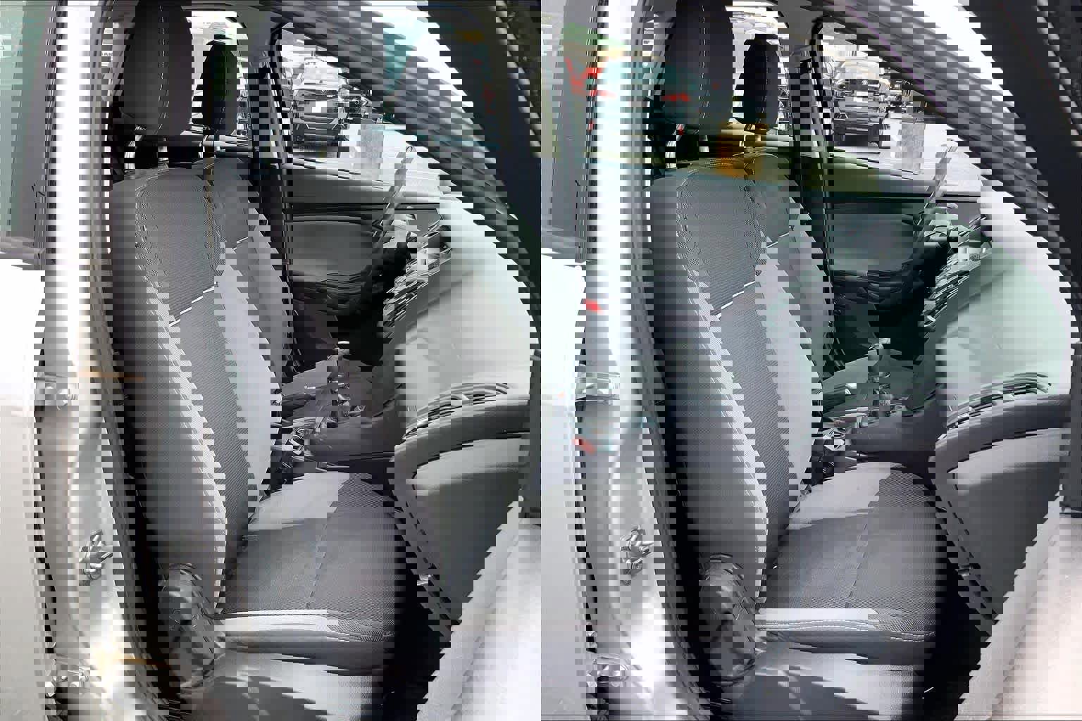 Used 2013 Ford Focus S image 9