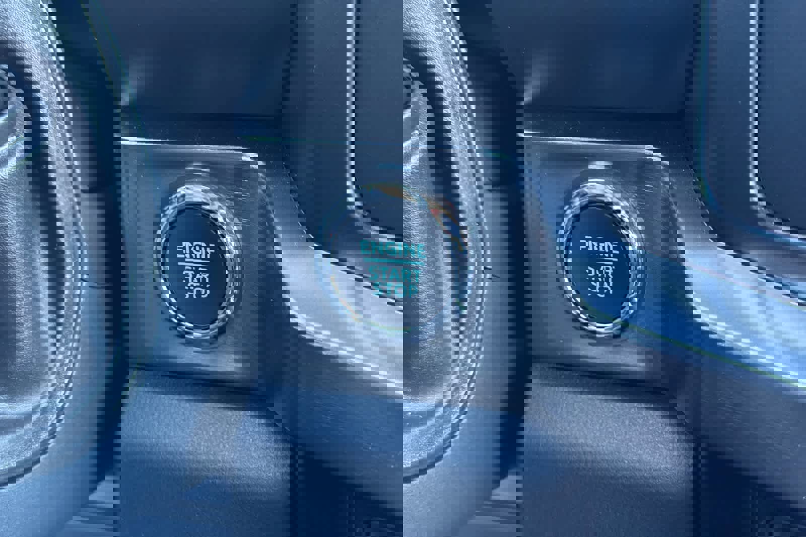 Used 2025 Ford F350 Lariat w/ Black Appearance Package image 22