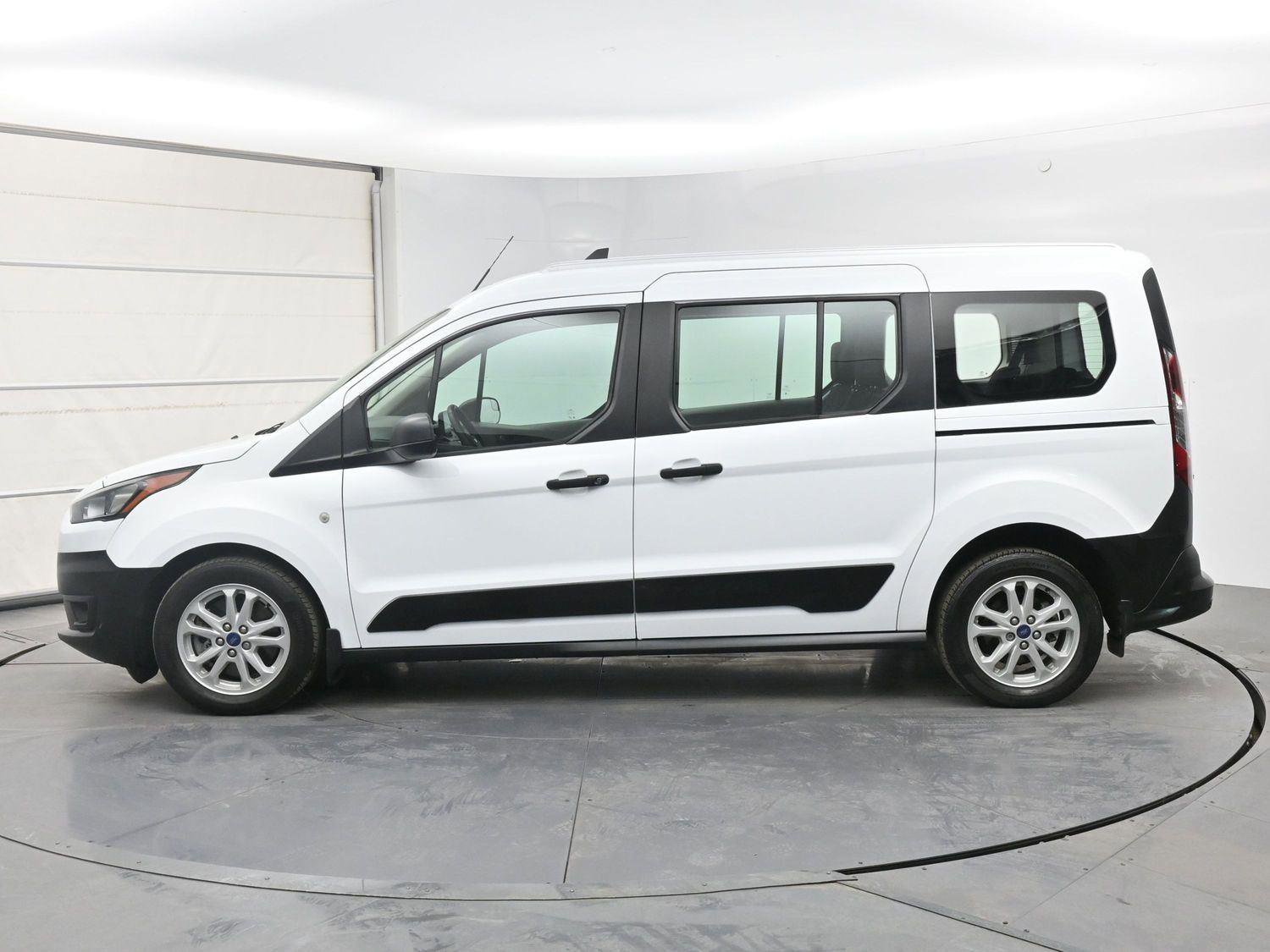 Used 2022 Ford Transit Connect XL image 24