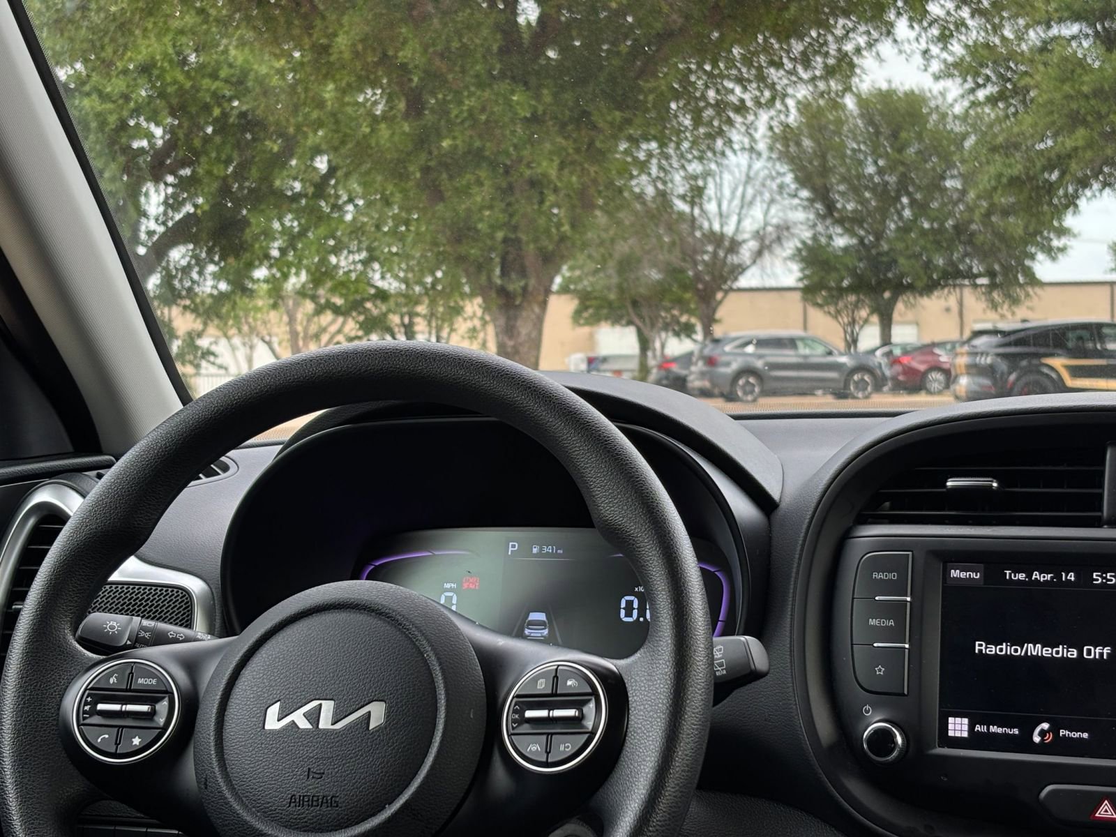 Used 2025 Kia Soul LX w/ LX Technology Package image 34