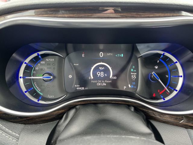 Used 2023 Chrysler Pacifica Limited FWD image 41