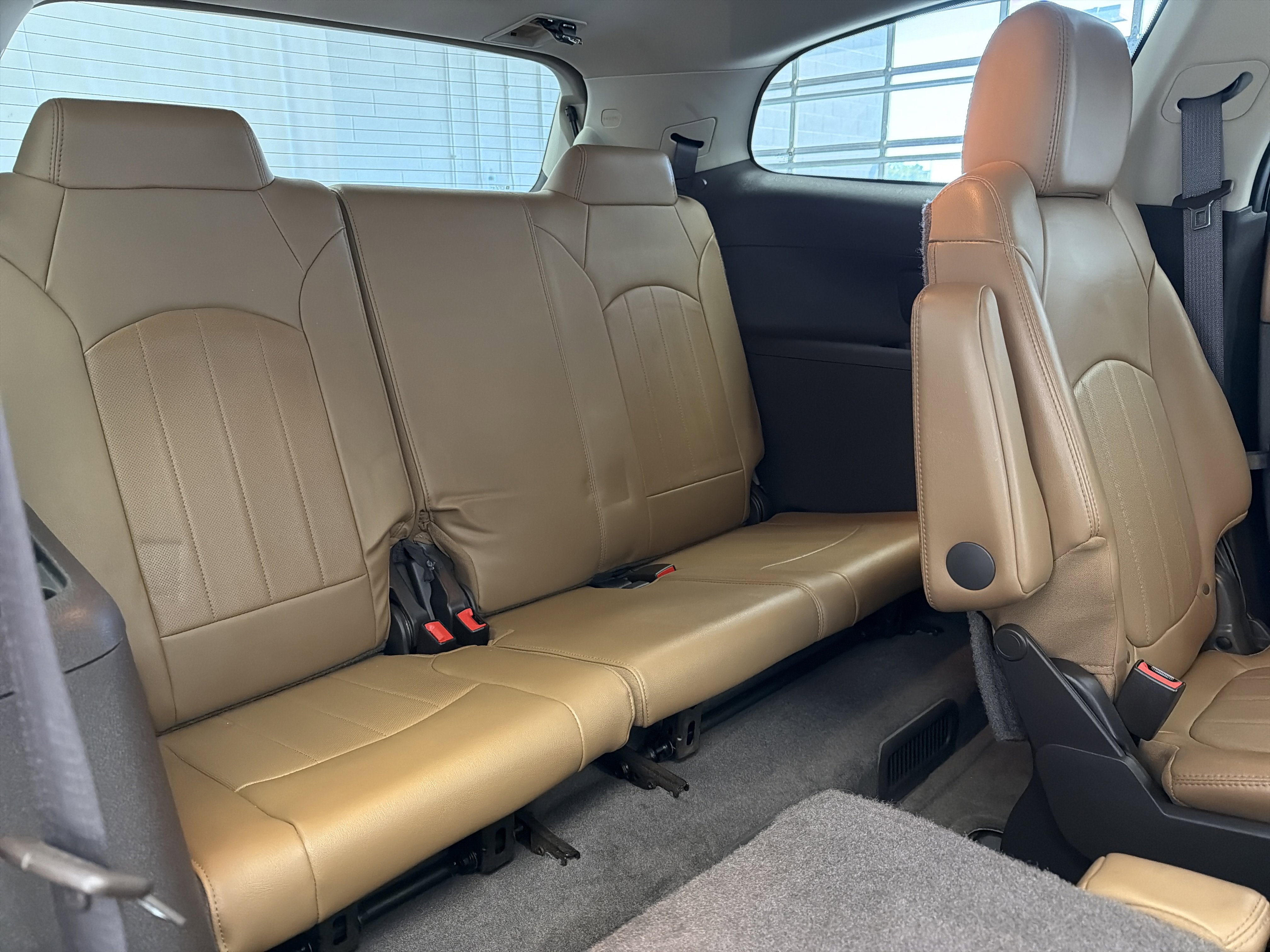 Used 2015 Buick Enclave Premium w/ Experience Buick Package FWD image 14