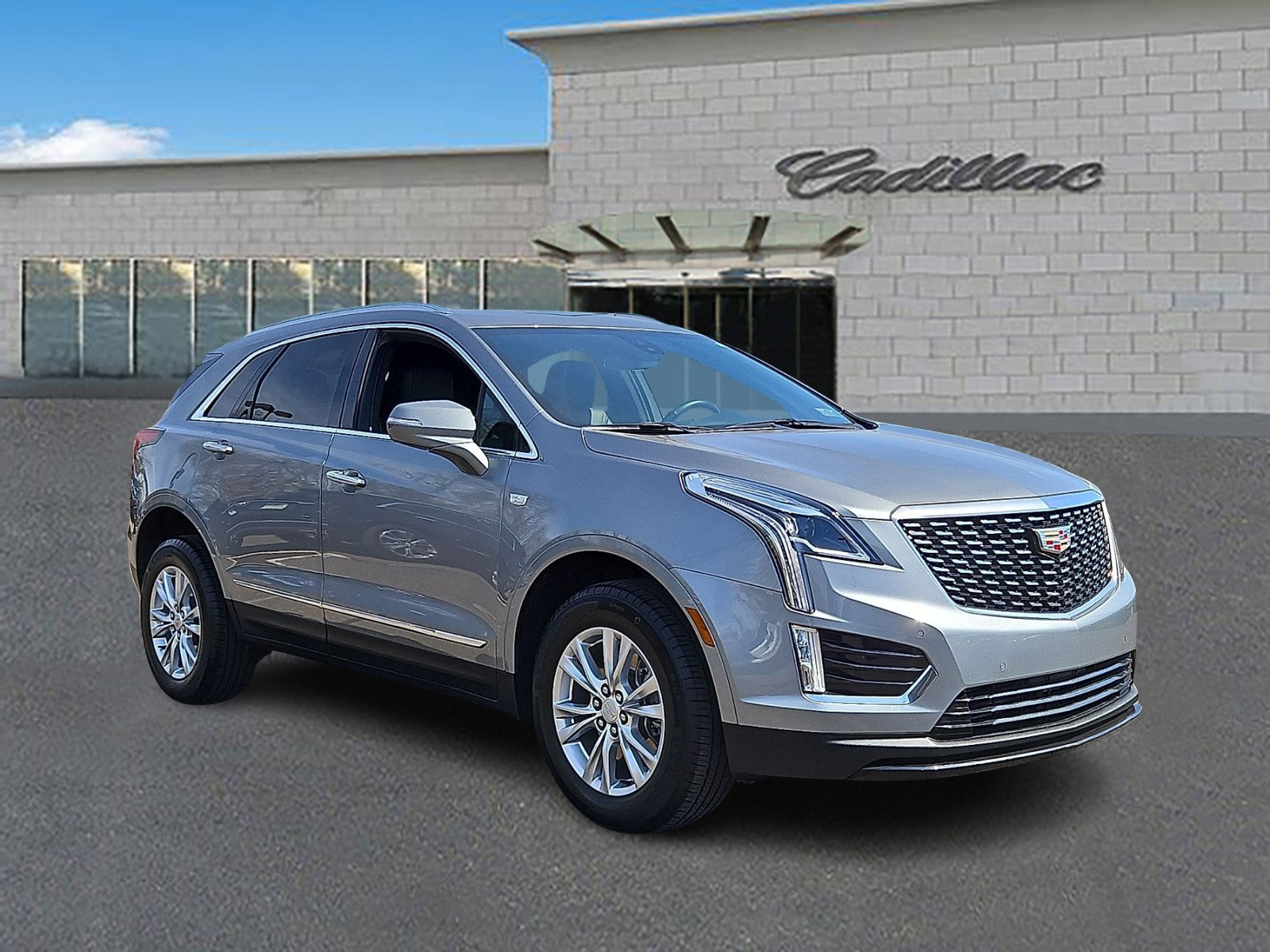 Certified 2023 Cadillac XT5 Luxury image 3