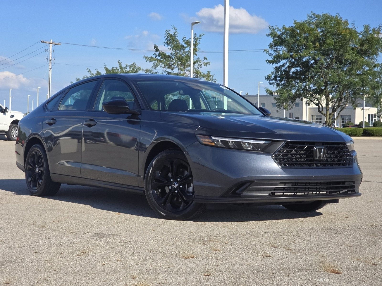 Used 2025 Honda Accord SE image 2