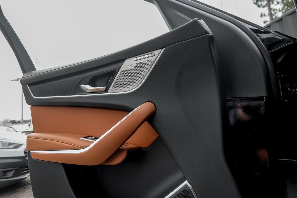 New 2026 Jaguar F-PACE R-Dynamic S AWD/4WD image 11
