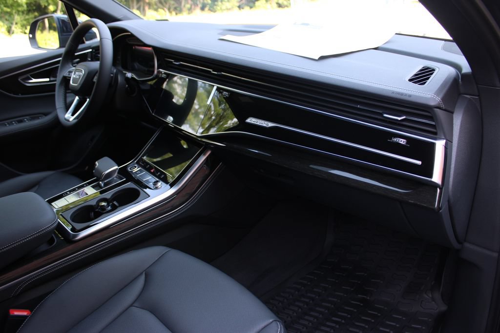 New 2025 Audi Q7 3.0T Premium Plus AWD/4WD image 45