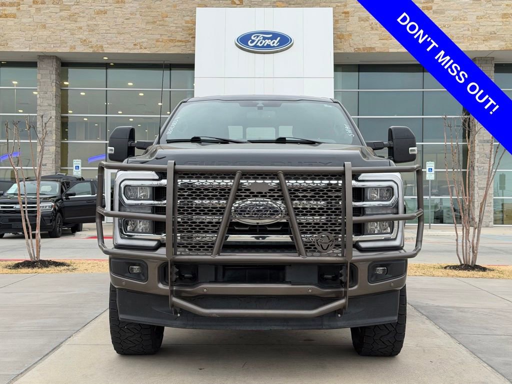 Used 2023 Ford F250 King Ranch image 2