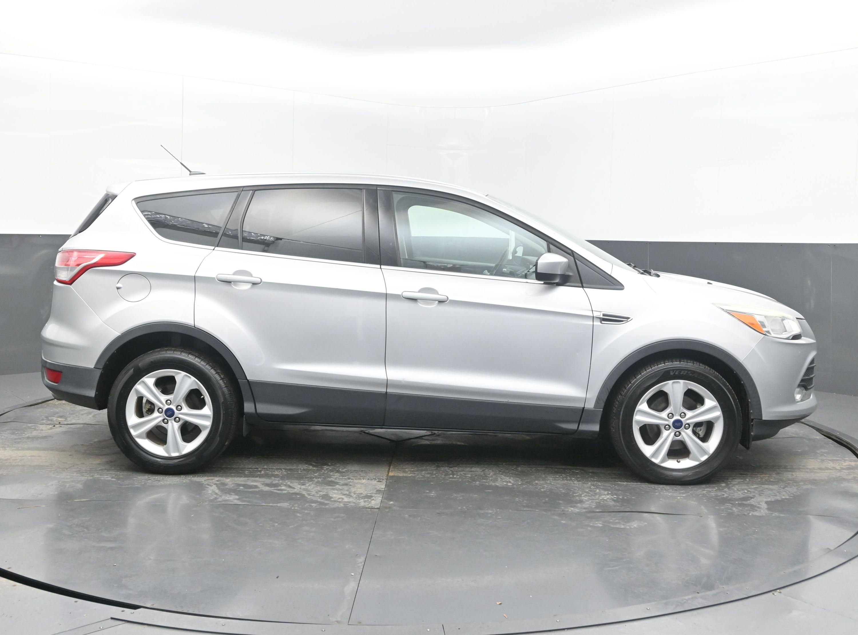 Used 2016 Ford Escape SE image 8