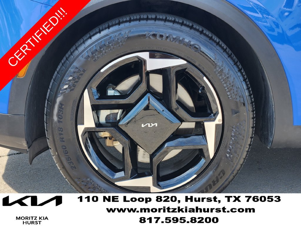Certified 2026 Kia Sportage EX w/ EX Panorama Roof Package FWD image 17
