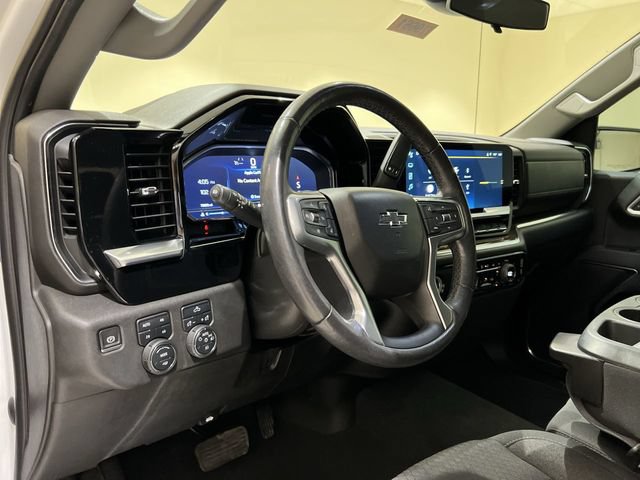 Used 2022 Chevrolet Silverado 1500 RST w/ Z71 Off-Road Package AWD/4WD image 9
