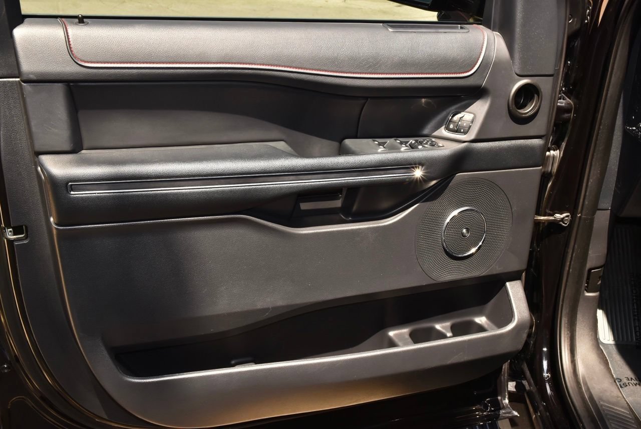 Used 2023 Ford Expedition Limited RWD image 37