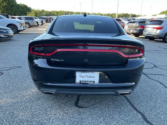 Used 2016 Dodge Charger SXT RWD image 21