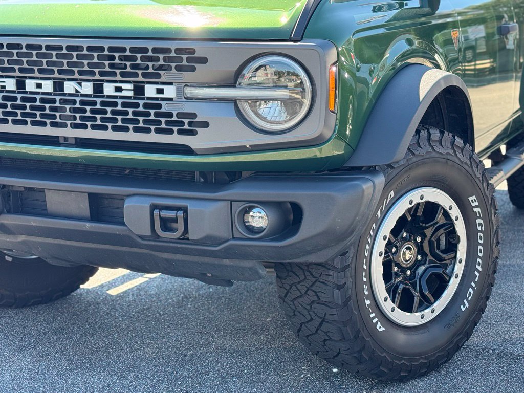 Used 2023 Ford Bronco Badlands w/ Sasquatch Package AWD/4WD image 5