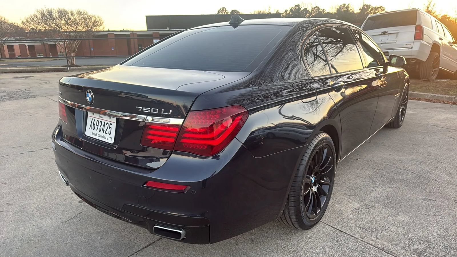 Used 2014 BMW 750Li xDrive AWD/4WD image 5