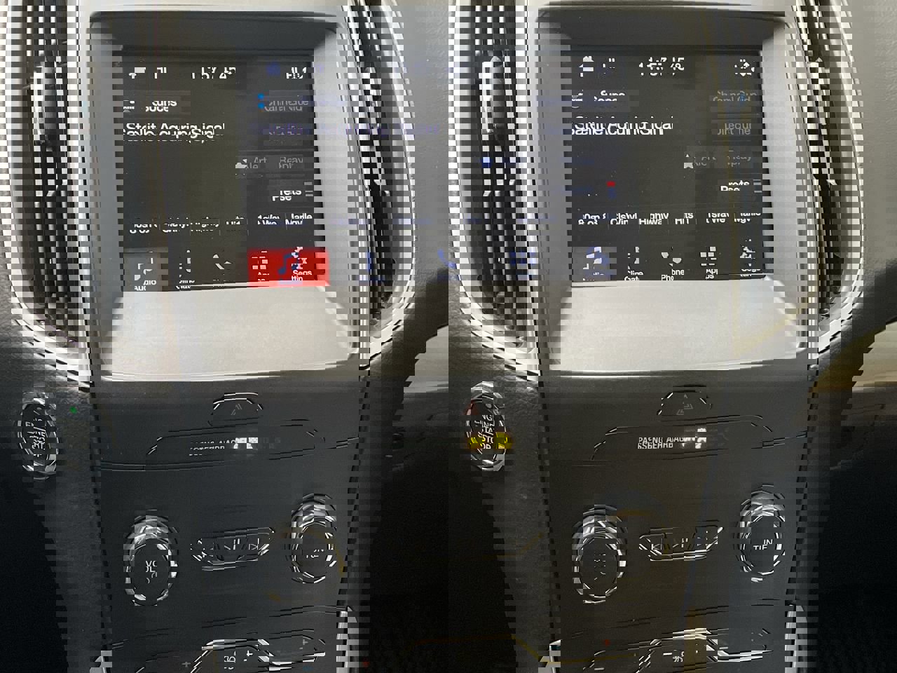 Used 2019 Ford Edge SEL w/ Equipment Group 201A image 18